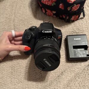 Canon EOS Rebel T6i Black DSLR Camera with Lens and Charger